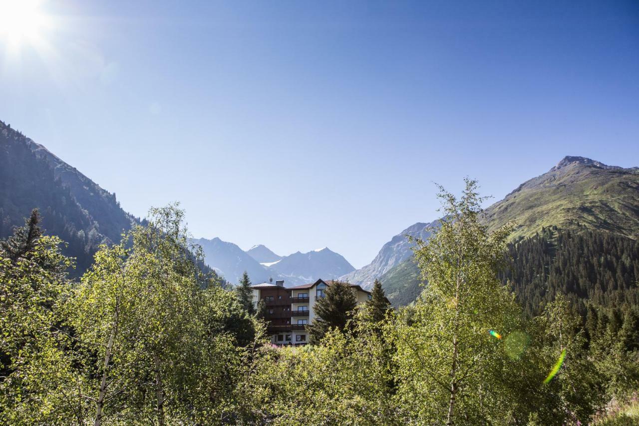 Hotel Gletscherblick Sankt Leonhard im Pitztal Exterior foto